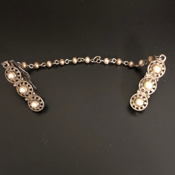 Estate Vintage Silver Sweater Clip With Pearl Accents - Picture 3 of 6
